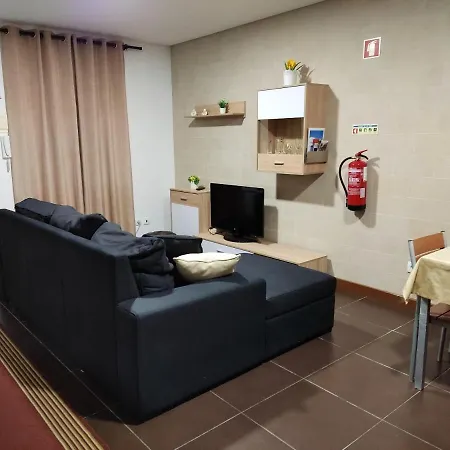 펜션 Comfortable House In + Garden And Sea View. Marinhas (Braga)