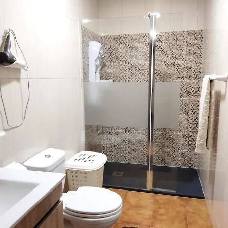 Dom wakacyjny Comfortable House In + Garden And Sea View. Marinhas (Braga)