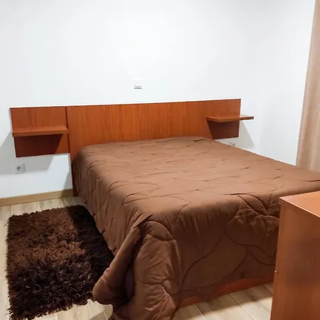 Comfortable House In + Garden And Sea View. 펜션 Marinhas (Braga)