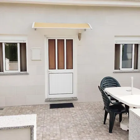 펜션 Comfortable House In + Garden And Sea View. Marinhas (Braga)