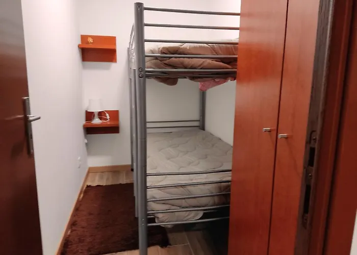 Comfortable House In + Garden And Sea View.