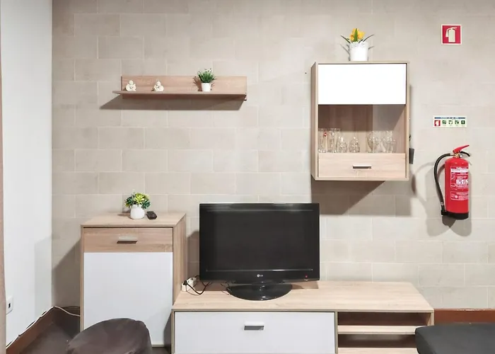 Comfortable House In + Garden And Sea View. *